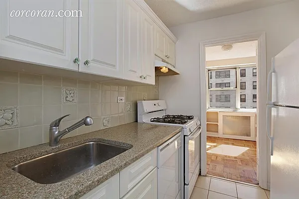 Sold by Corcoran | media 10