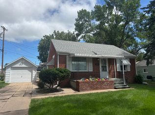 135 Ringland Rd, Hastings, NE 68901
