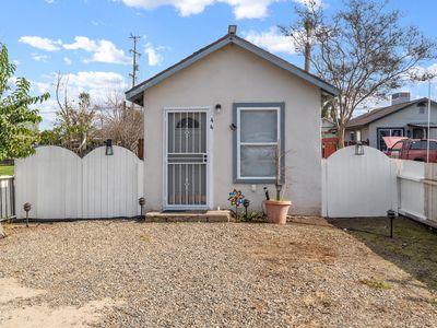 448 S Palm Street, Woodlake, CA, 93286