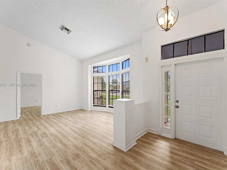 3561 SW Carmody St — Photo 5