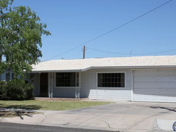 215 W 2nd St, Imperial, CA 92251