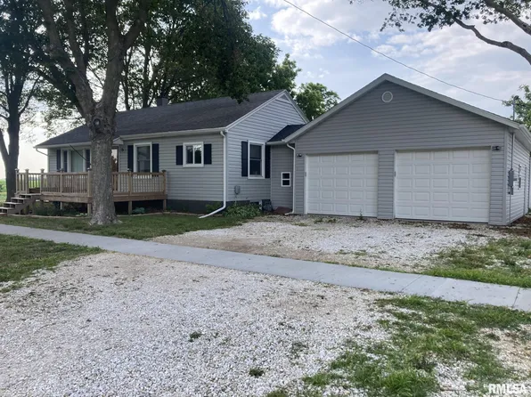 105 E Washington St, Roseville, IL 61473