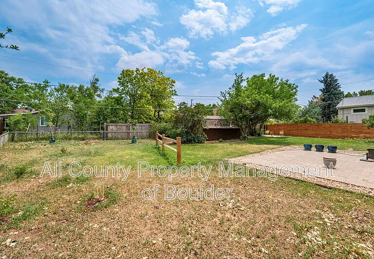 1210 Aikins Way — Photo 17