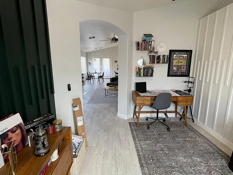 21469 N 79th Dr — Photo 8