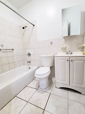 Rented by Rentall Group Inc | media 9