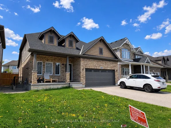 9469 Tallgrass Ave, Niagara Falls, ON L2G 0Y2