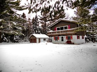 42 Gingerbread Rd, Easton, NH 03580