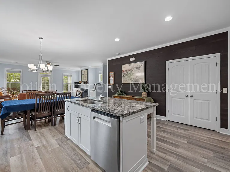 807 Dan Owen Dr — Photo 15