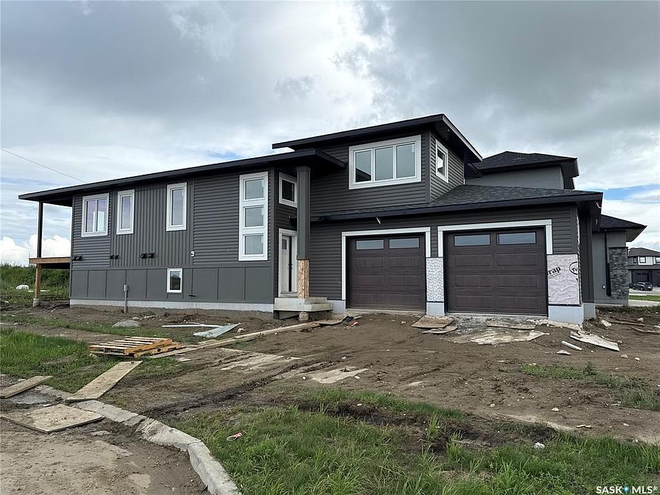 1st image of 492 Woolf BEND