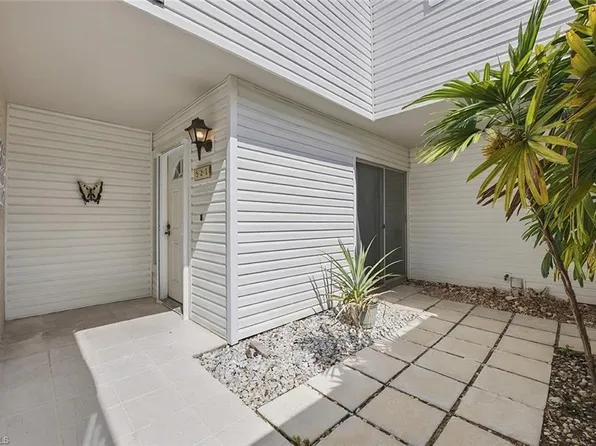 522 Bristle Cone LN #62, NAPLES, FL 34113