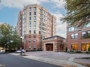 2220 Fairfax Dr APT 608, Arlington, VA 22201
