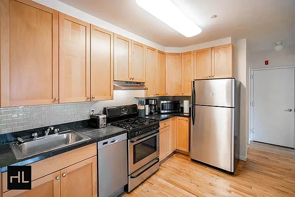 Rented by Highline Residential | media 9