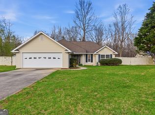 241 Tommy Irvin Rd, Mount Airy, GA 30563