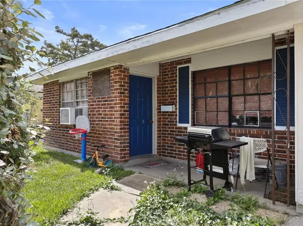 352 Pat Dr, Westwego, LA 70094