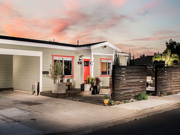 2nd image of 3073 Menlo Ave