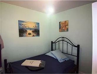 Rented by R New York