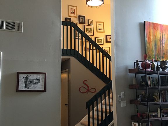 5th image of 130 Seine Ct