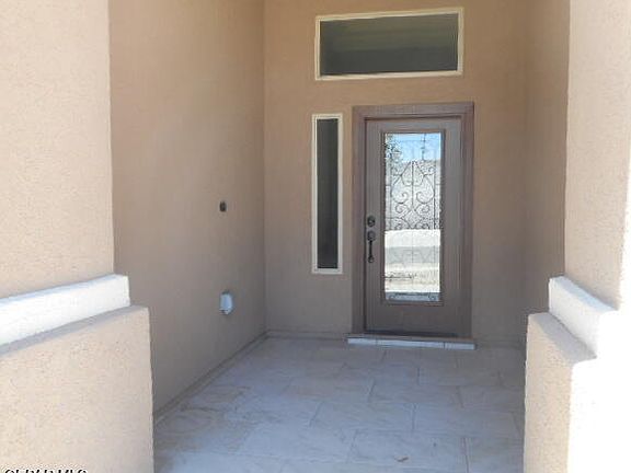 2nd image of 105 N Manzanita Dr