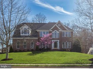 22538 Forest Manor Dr, Ashburn, VA