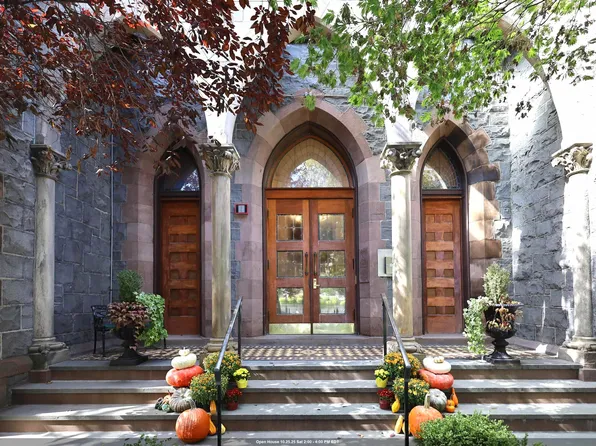 820 Hudson St APT C-4, Hoboken, NJ 07030