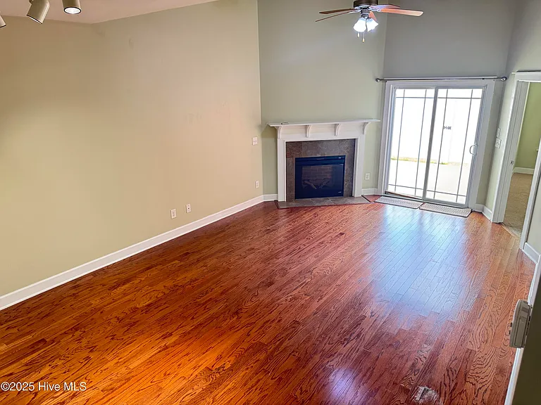 1801 Fox Den Way #2 — Photo 7