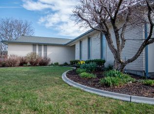 1226 N Eagle Hills Way, Eagle, ID 83616