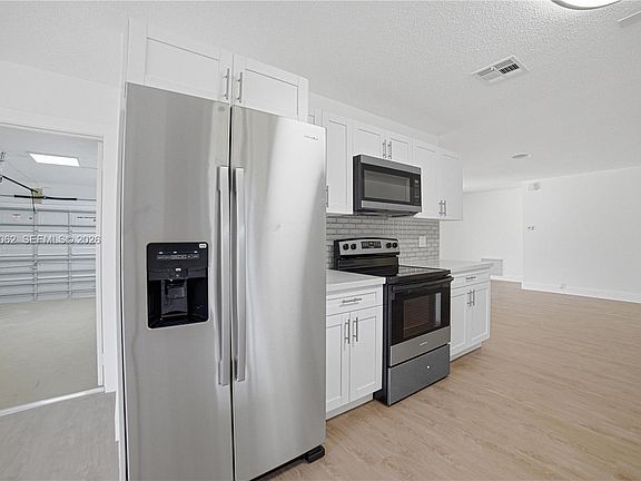 2nd image of 4981 SW 7th St