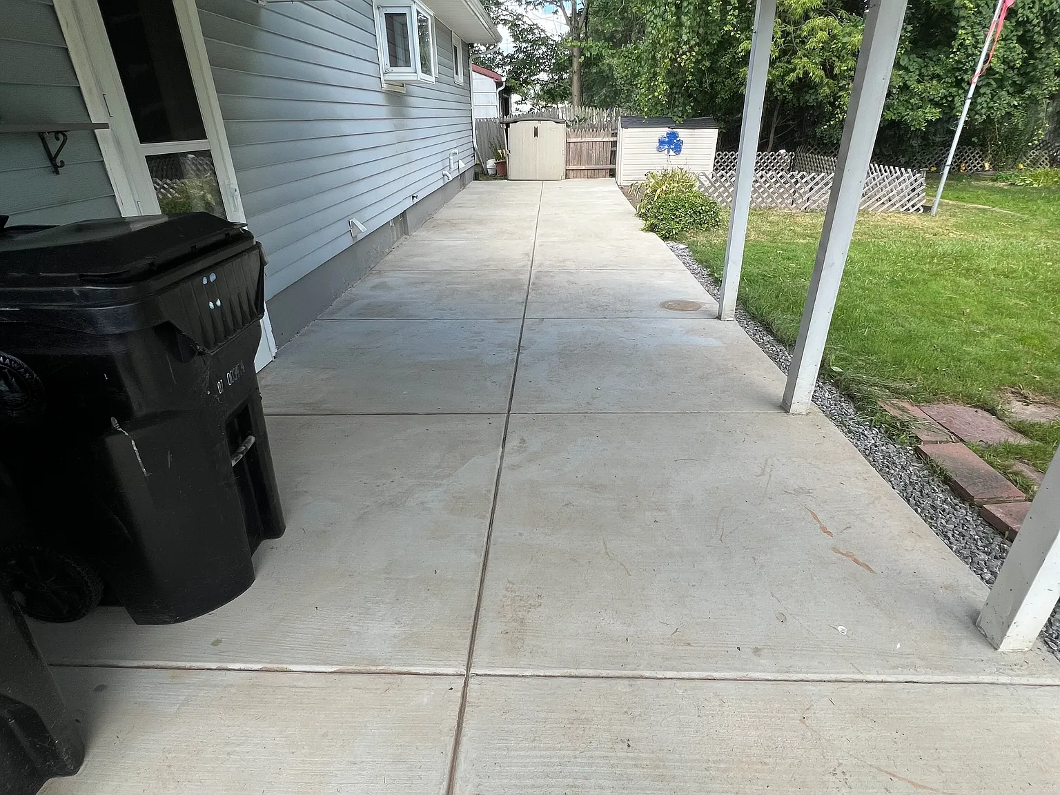 3 bed, 1309 sqft, $2,200 — Photo 3