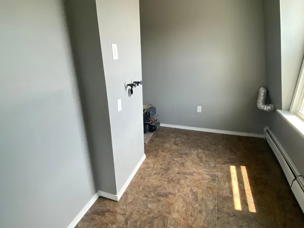 14 Wheeler St #4, Winsted, CT 06098