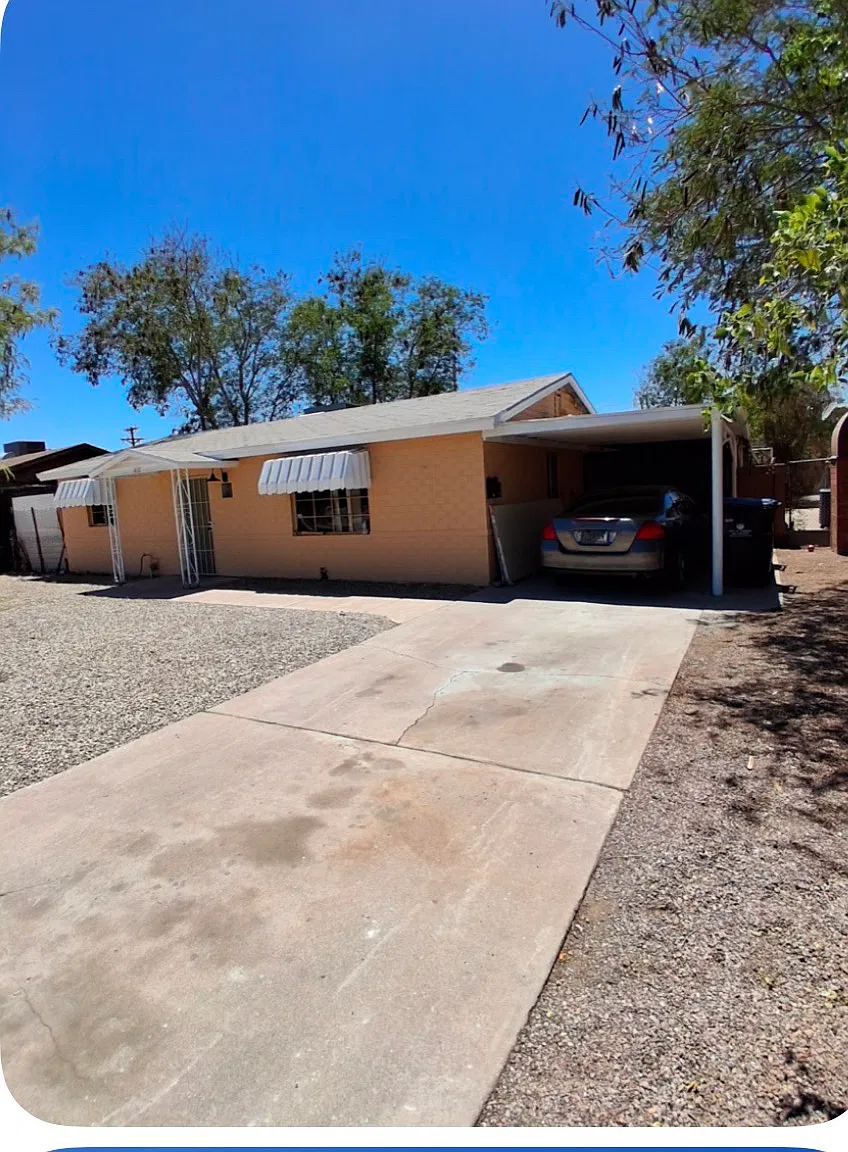 2 bed, 950 sqft, $1,699 — Photo 1