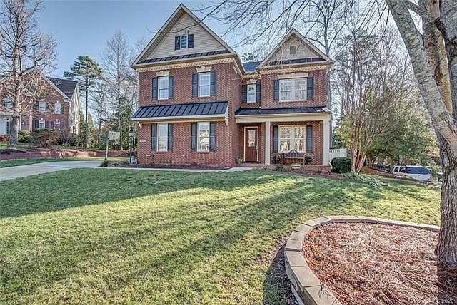 1st image of 4614 Valley View Dr