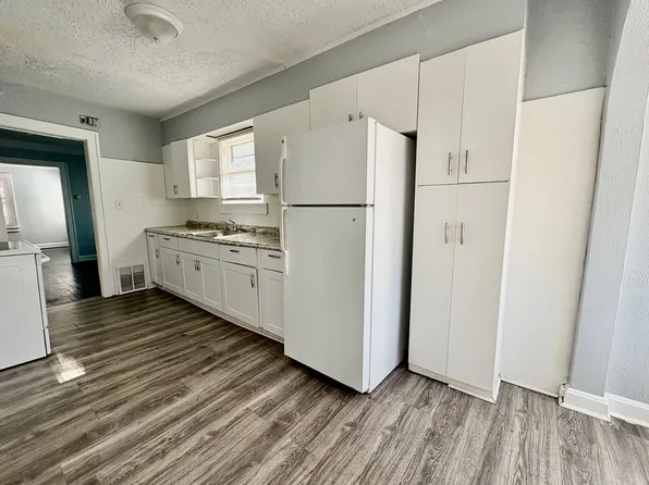 5344 Brooklyn Ave, Kansas City, MO 64130