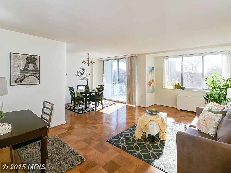 Living/ Dining Area