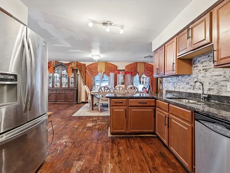 21428 Lundy Dr — Photo 6