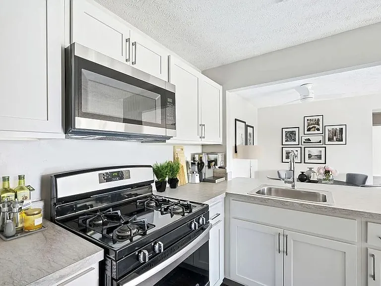 Cherry Tree Village Apartments — Photo 70