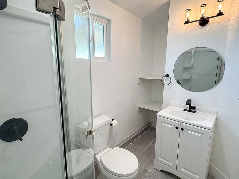 25 Pico Ave #B — Photo 15