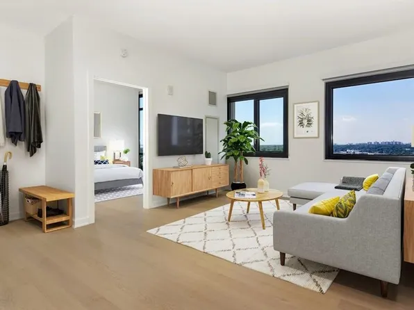 (undisclosed Address), New Rochelle, NY 10801