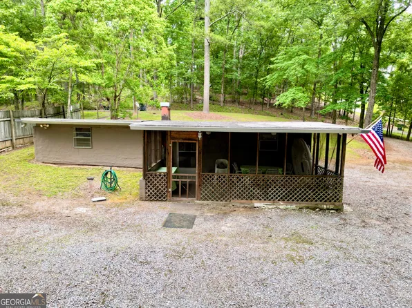 12 Swallow Dr SE, White, GA 30184