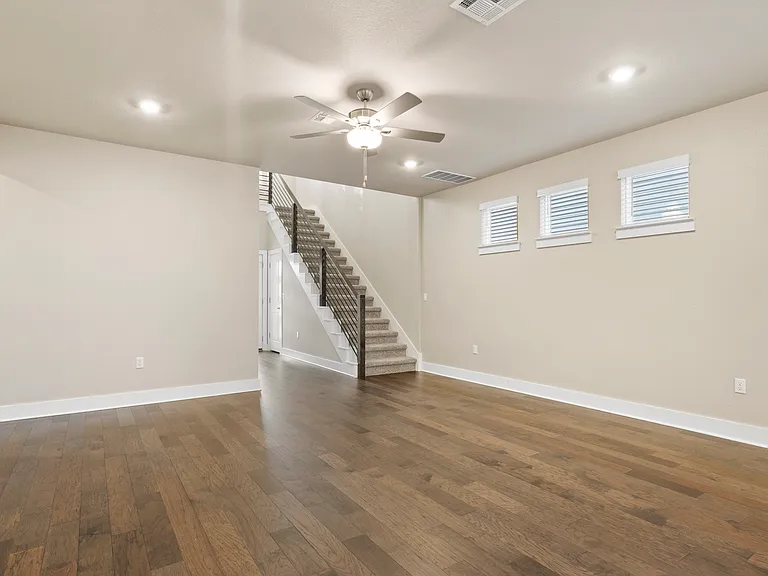 15701 Oglethorpe Dr #100 — Photo 14
