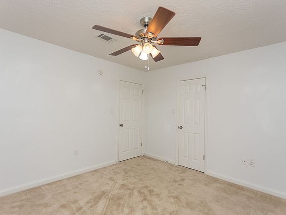 5th image of 6020 Plantation Dr