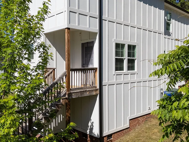 7 Railroad St — Photo 23