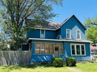 204 N Center St, Colfax, IL 61728