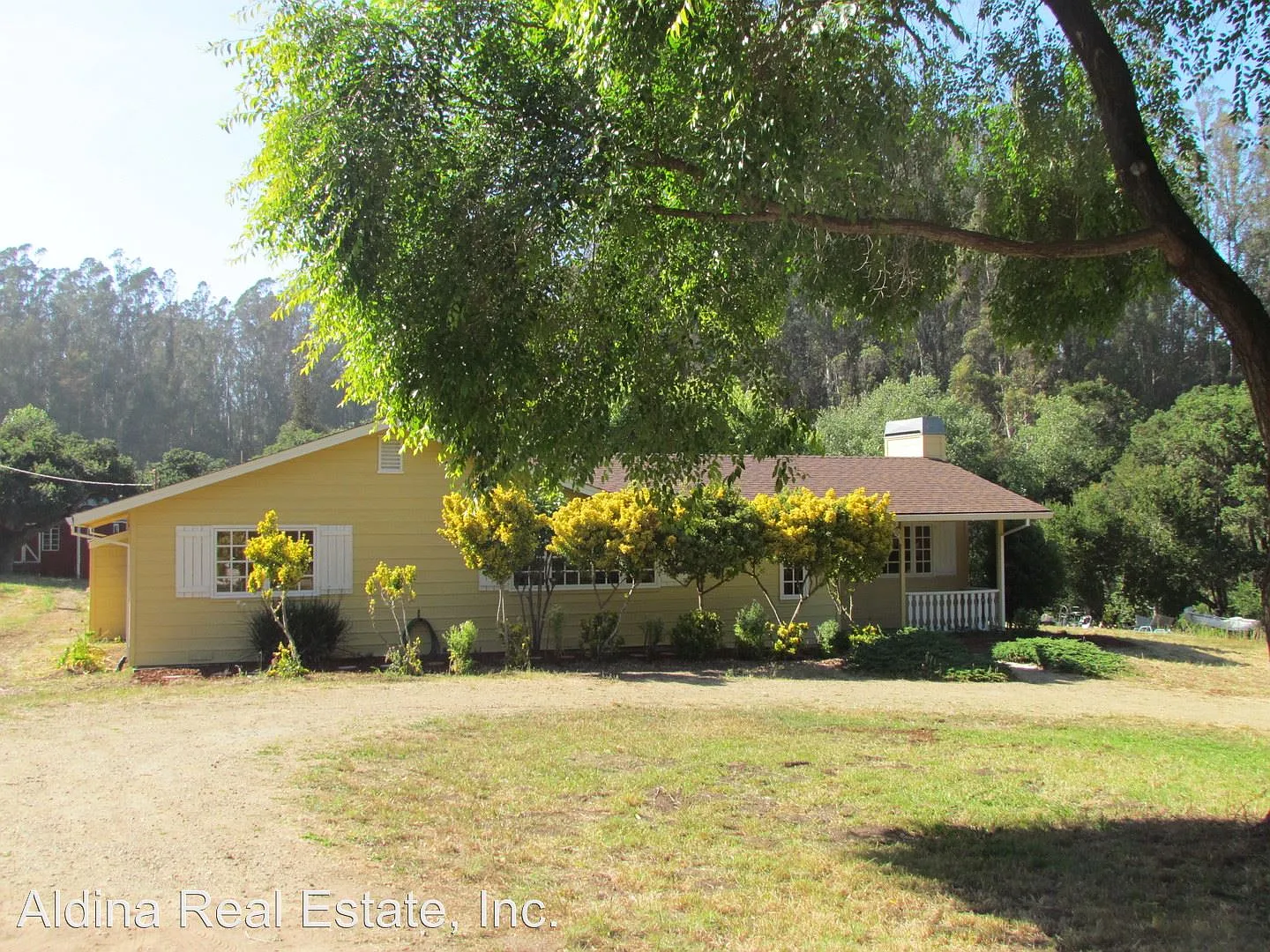 700 Calabasas Rd photo 1