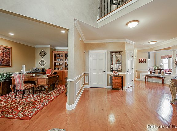 5th image of 806 Barclay Dr