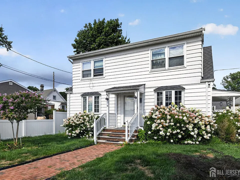 41 Westervelt Ave