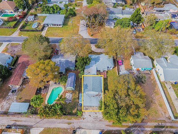 The property is on shared land with another house. The available rental house is shown here