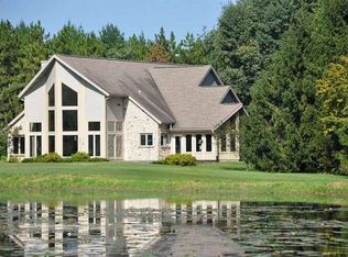 W763 Rome Oak Hl, Sullivan, WI 53156