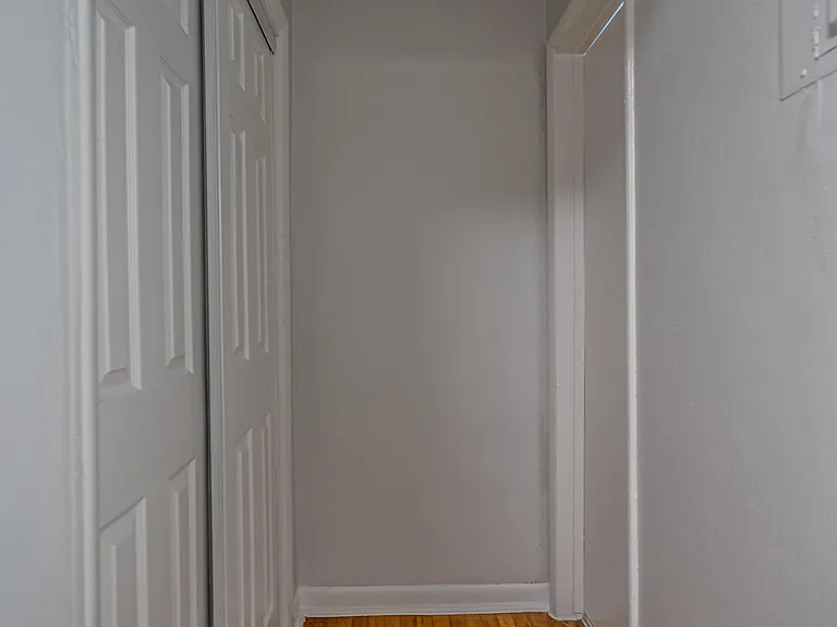 320 84th St #8 — Photo 19