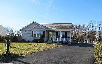 1st image of 982 Kasinof Ave