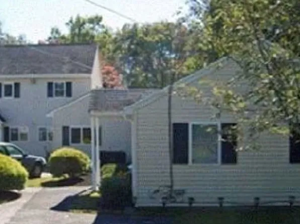 65 Gill St, Avon, MA 02322